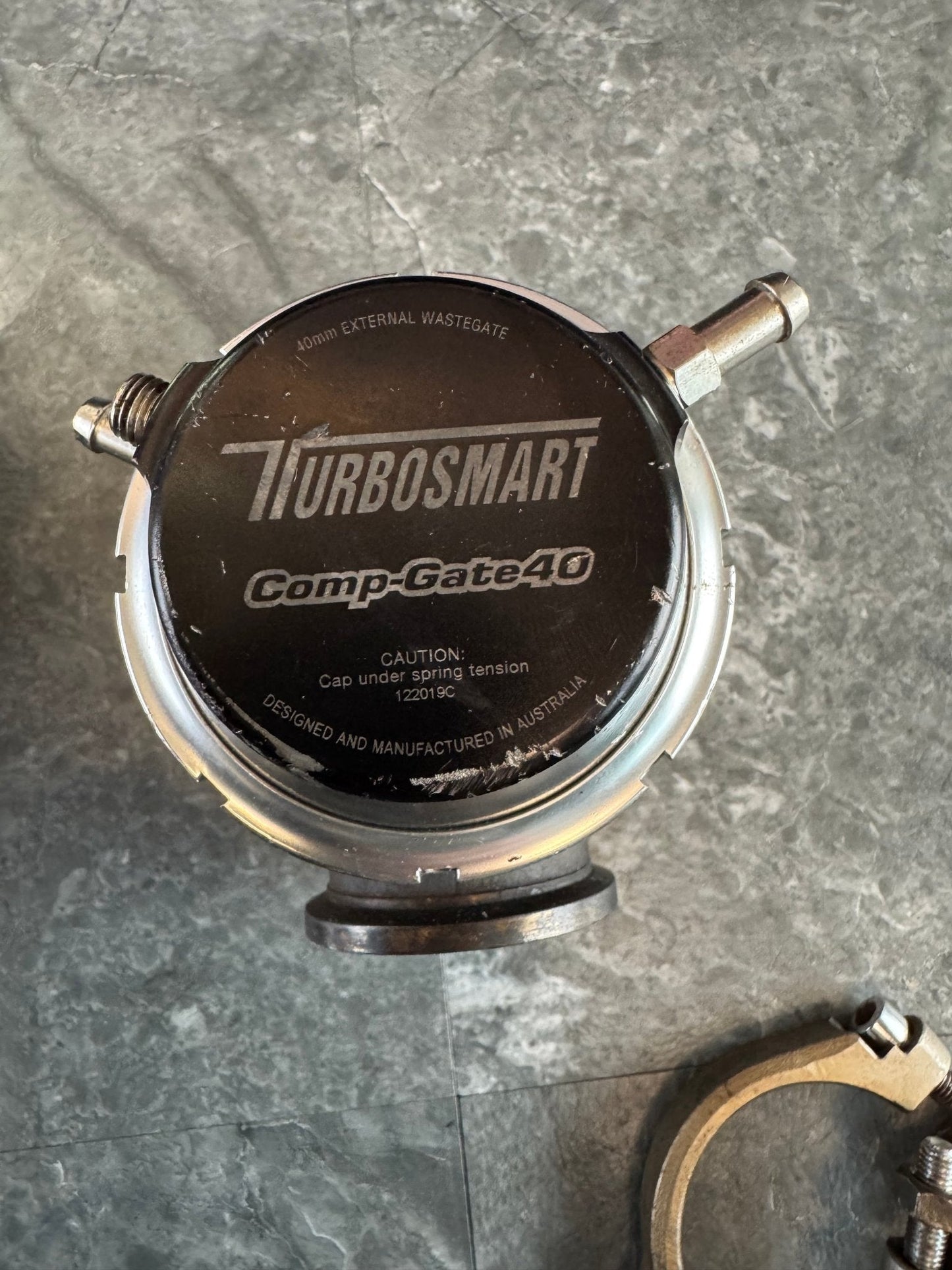 2002-2007 Subaru WRX / 2004-2021 Subaru STi Turbosmart 40mm External Wastegate Kit With Grimmspeed 2-Bolt Up Pipe And Screamer Tube