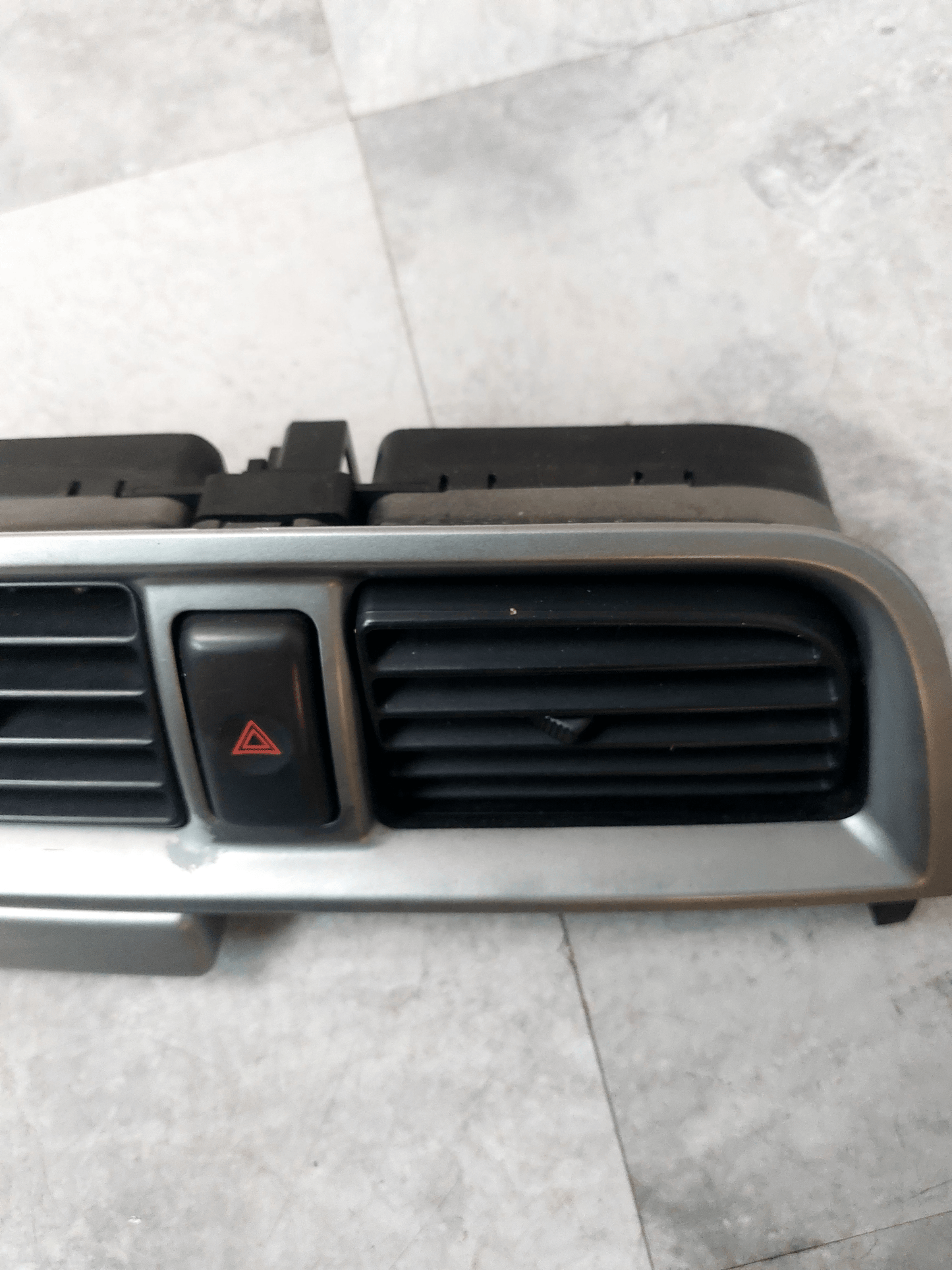 2002-2004 Subaru Impreza WRX OEM Center Dash Vent w/ Hazard Button