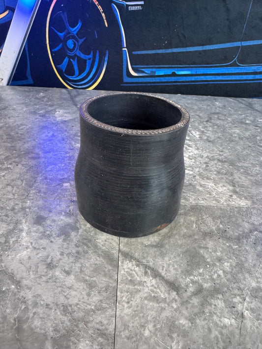 Silicone Coupler 2.5" to 3" Adapter