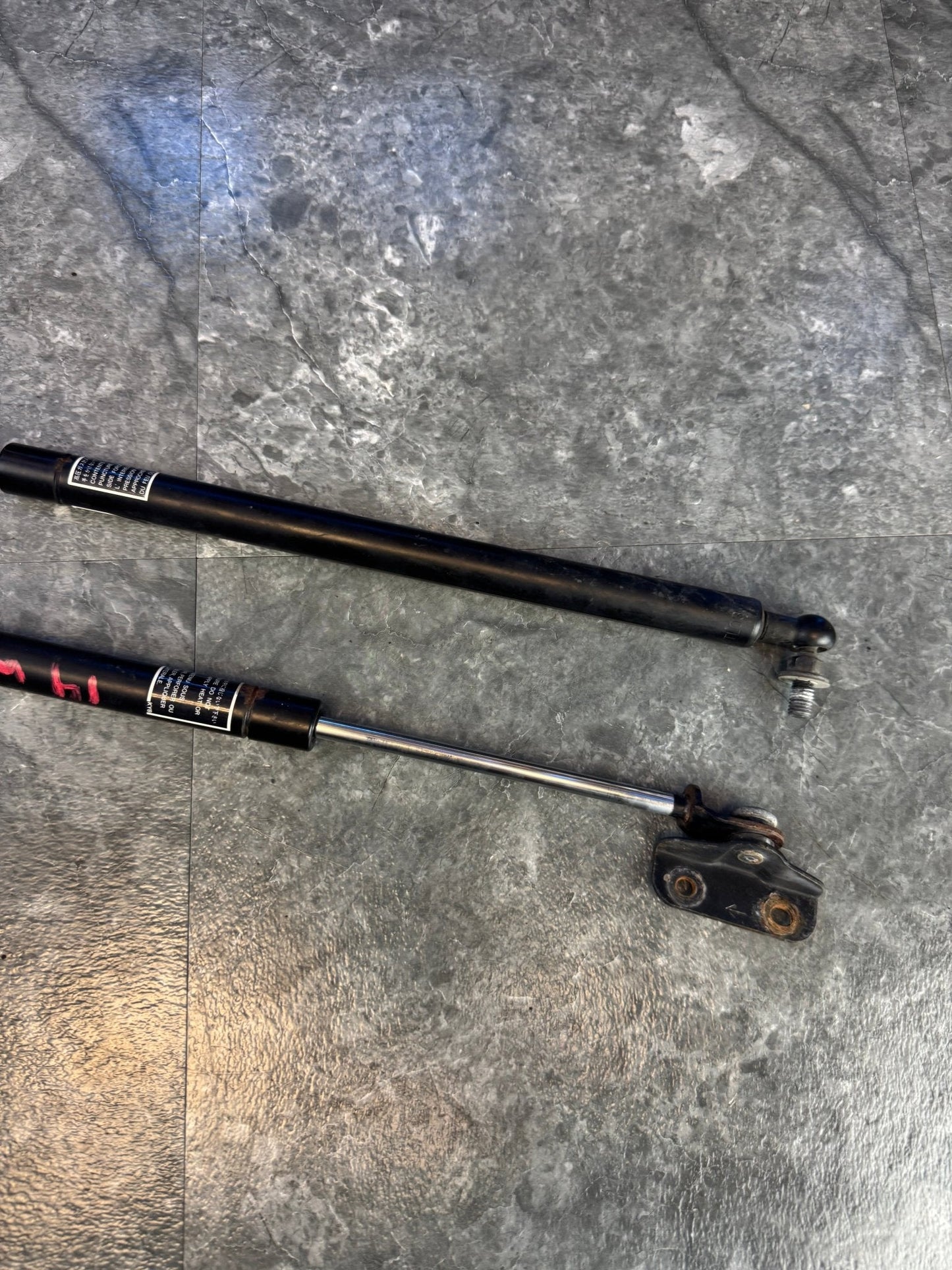2008-2014 Subaru Impreza WRX STi OEM Hydraulic Hood Struts Assembly