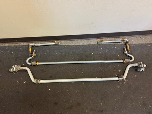 2015-2021 Subaru WRX STi Whiteline Front And Rear Swaybar Kit With Links