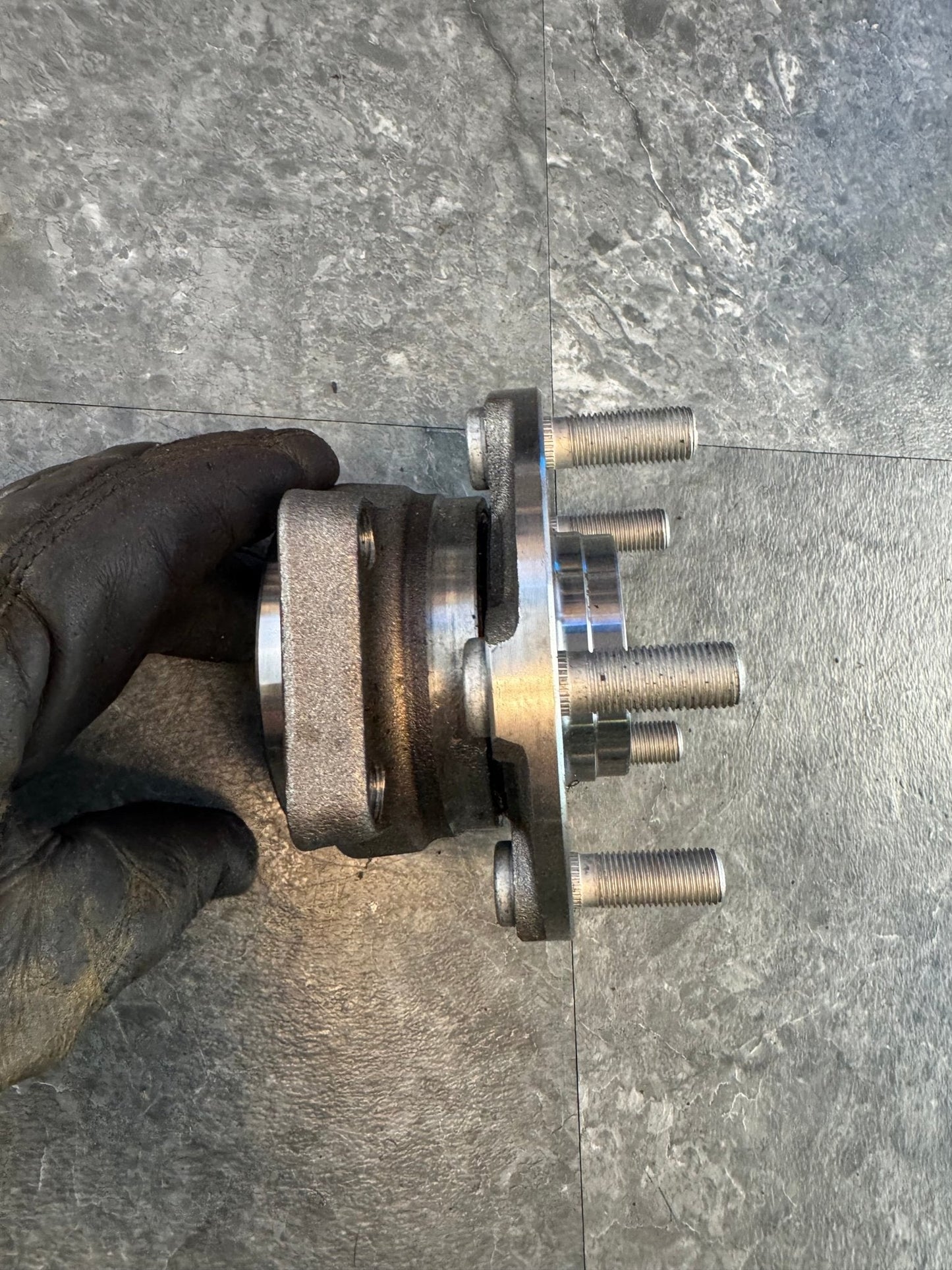 2013-2014 Subaru WRX Detroit Axle Front Driver Or Passenger Wheel Bearing Hub Assembly Open Box