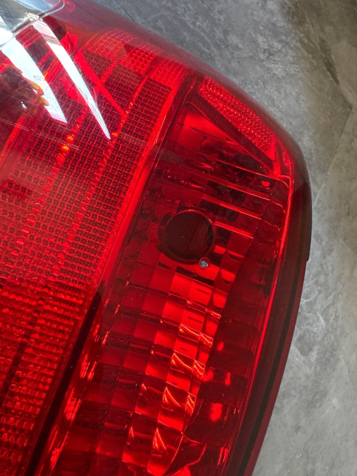 2004-2005 Subaru Impreza WRX JDM OEM Wagon Tail Light