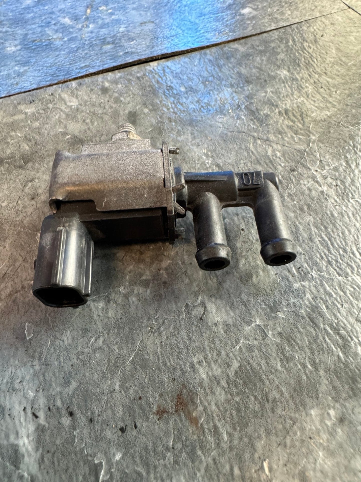 2008-2014 Subaru WRX STi OEM Vapor Canister Purge Solenoid Evap Solenoid Right Passenger