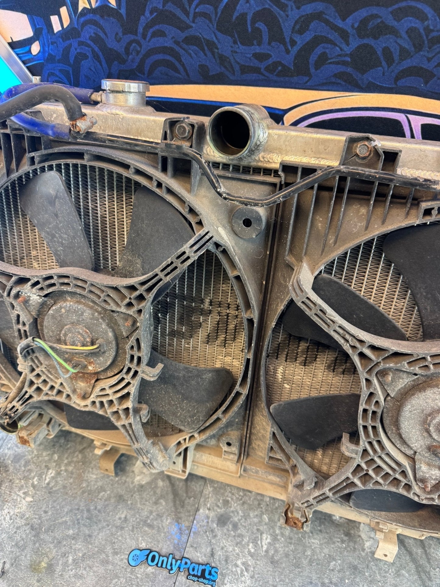 2001-2007 Subaru WRX STi Mishimoto All Aluminum Radiator Assembly With OEM Fan Shroud