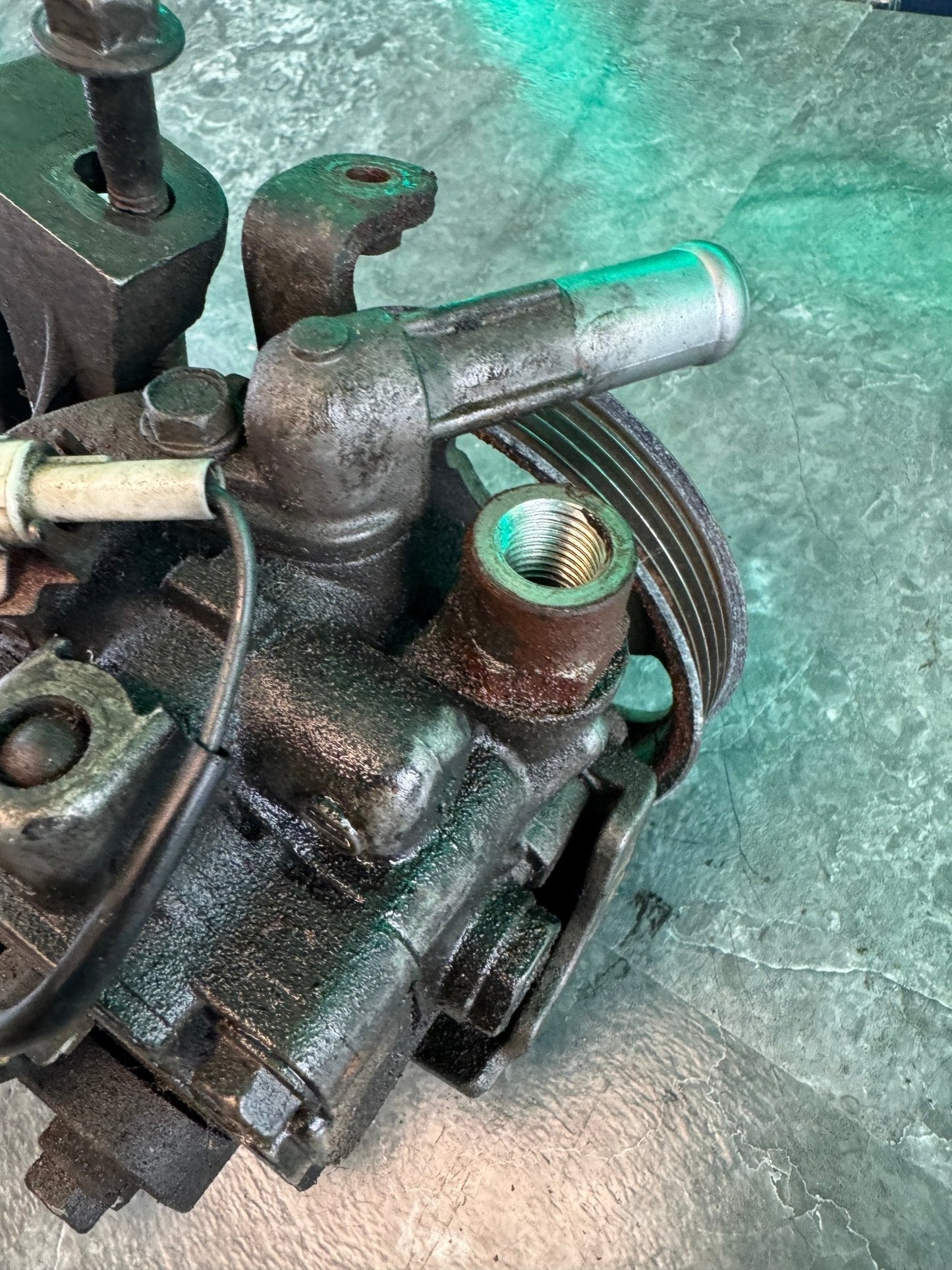 2004-2007 Subaru Impreza WRX STi OEM Power Steering Pump Mount