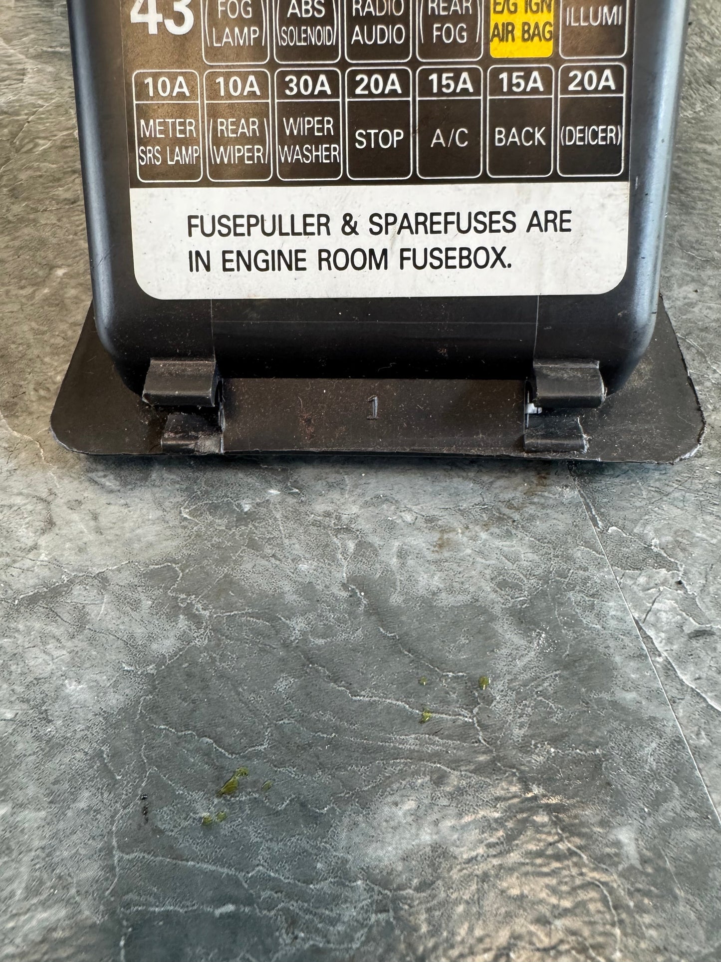 2002-2007 Subaru Impreza WRX Inside Fuse Box Cover Ash Tray Storage