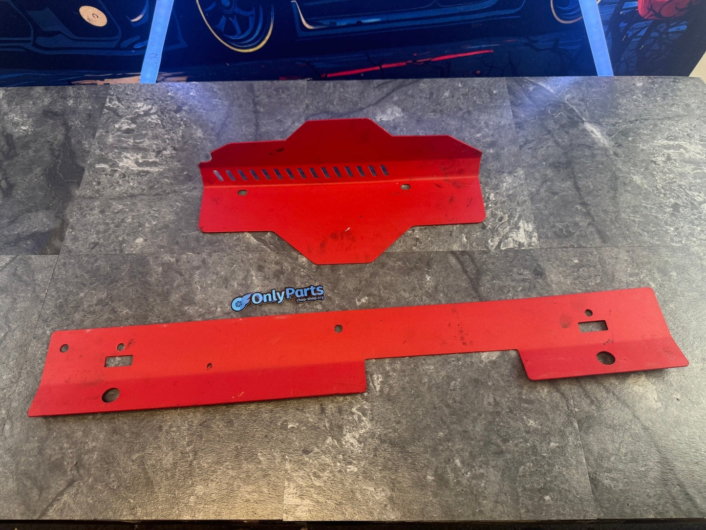 2002-2007 WRX / 2004-2007 STi Radiator Shroud And Alternator Belt Cover Kit Pair RED