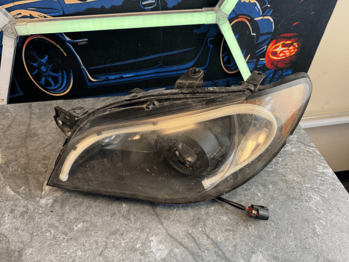 2006-2007 Subaru Impreza WRX OEM Custom Headlights Pair Driver Passenger Side Incomplete
