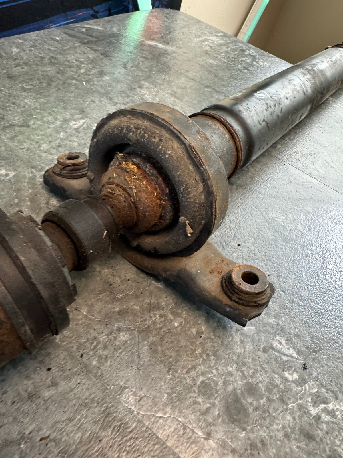 2006-2007 Subaru WRX OEM Drive Shaft Assembly 5 Speed Manual 5MT