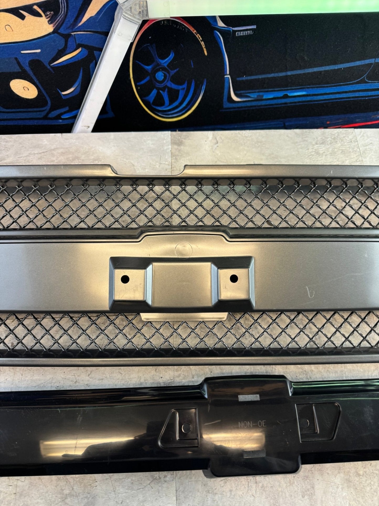 2002-2009 Chevrolet Trailblazer Aftermarket Front Grille Assembly Kit (Strut Wall)
