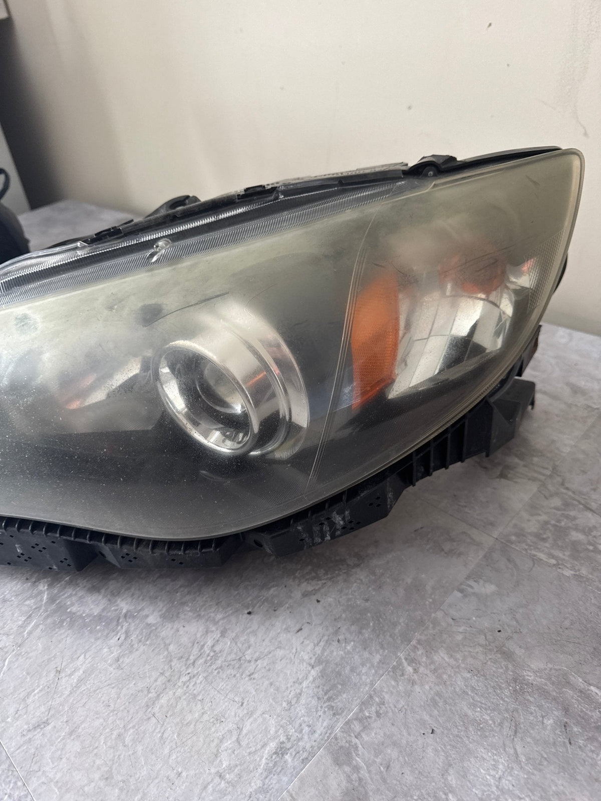 2008-2011 Subaru Impreza WRX STi Headlight Assy Set LH RH Drivers Side Passenger Side (2010 WRX)