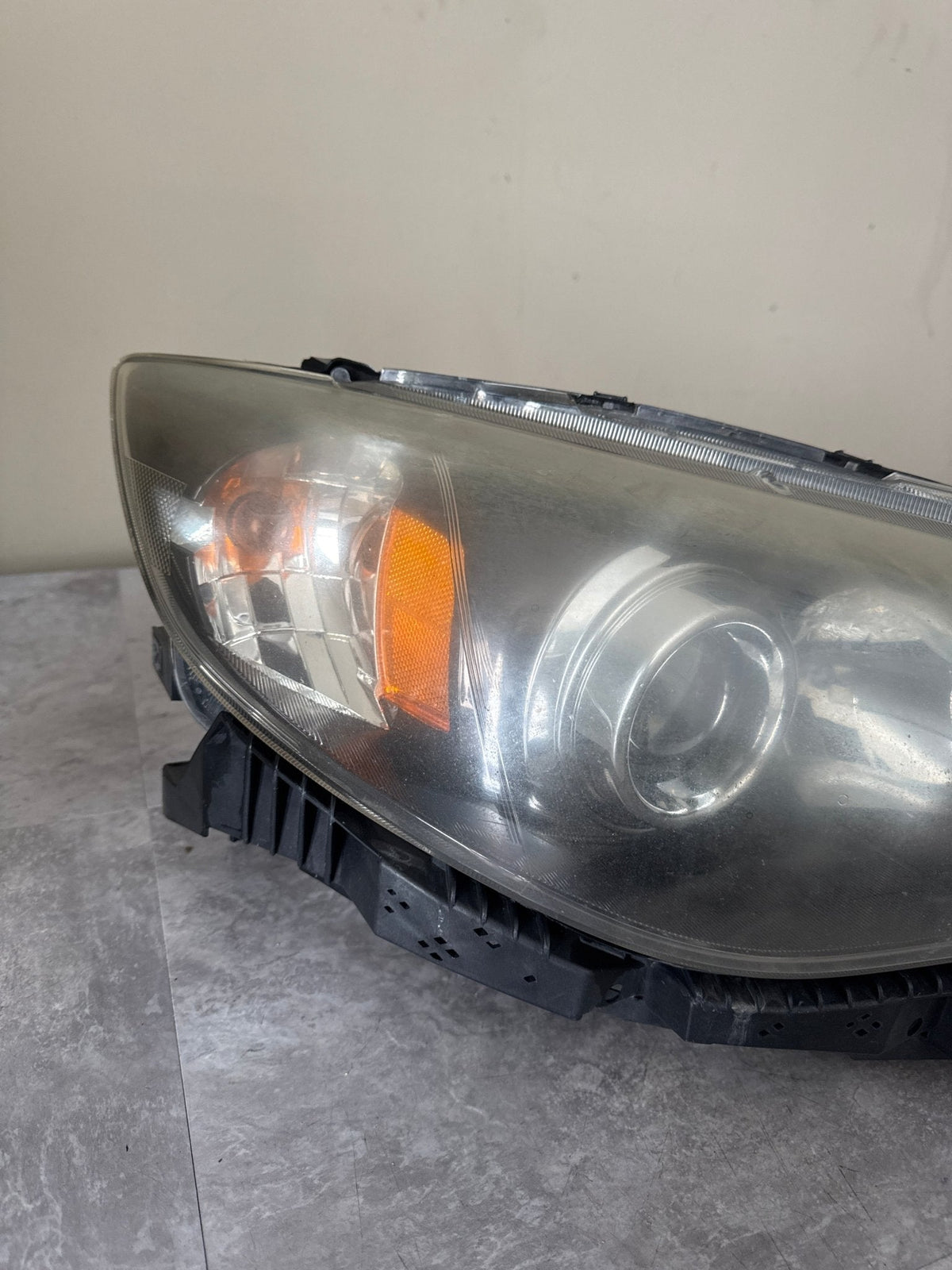 2008-2011 Subaru Impreza WRX STi Headlight Assy Set LH RH Drivers Side Passenger Side (2010 WRX)