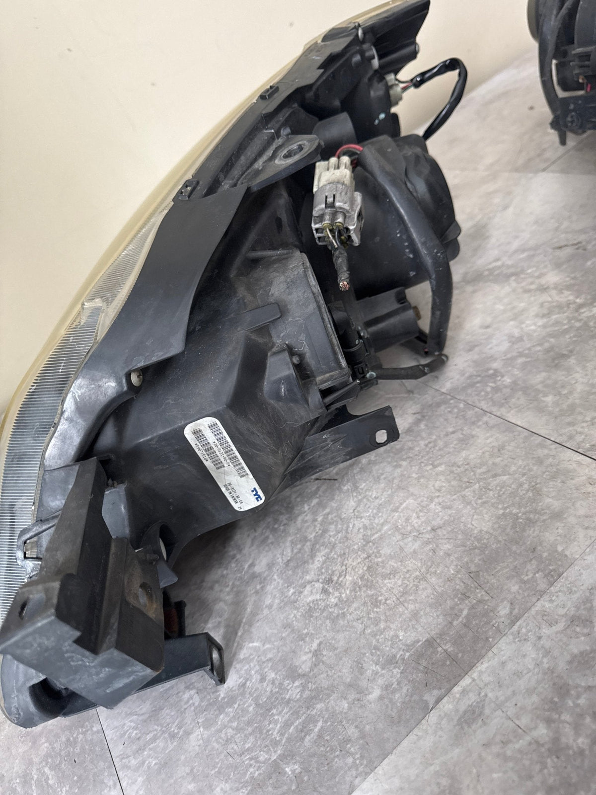 2008-2011 Subaru Impreza WRX STi Headlight Assy Set LH RH Drivers Side Passenger Side (2010 WRX)