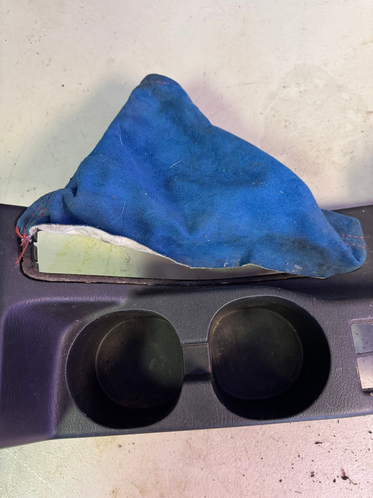 2005-2007 Subaru Impreza WRX STi Center Console E-brake Trim Boot Cup Holder /