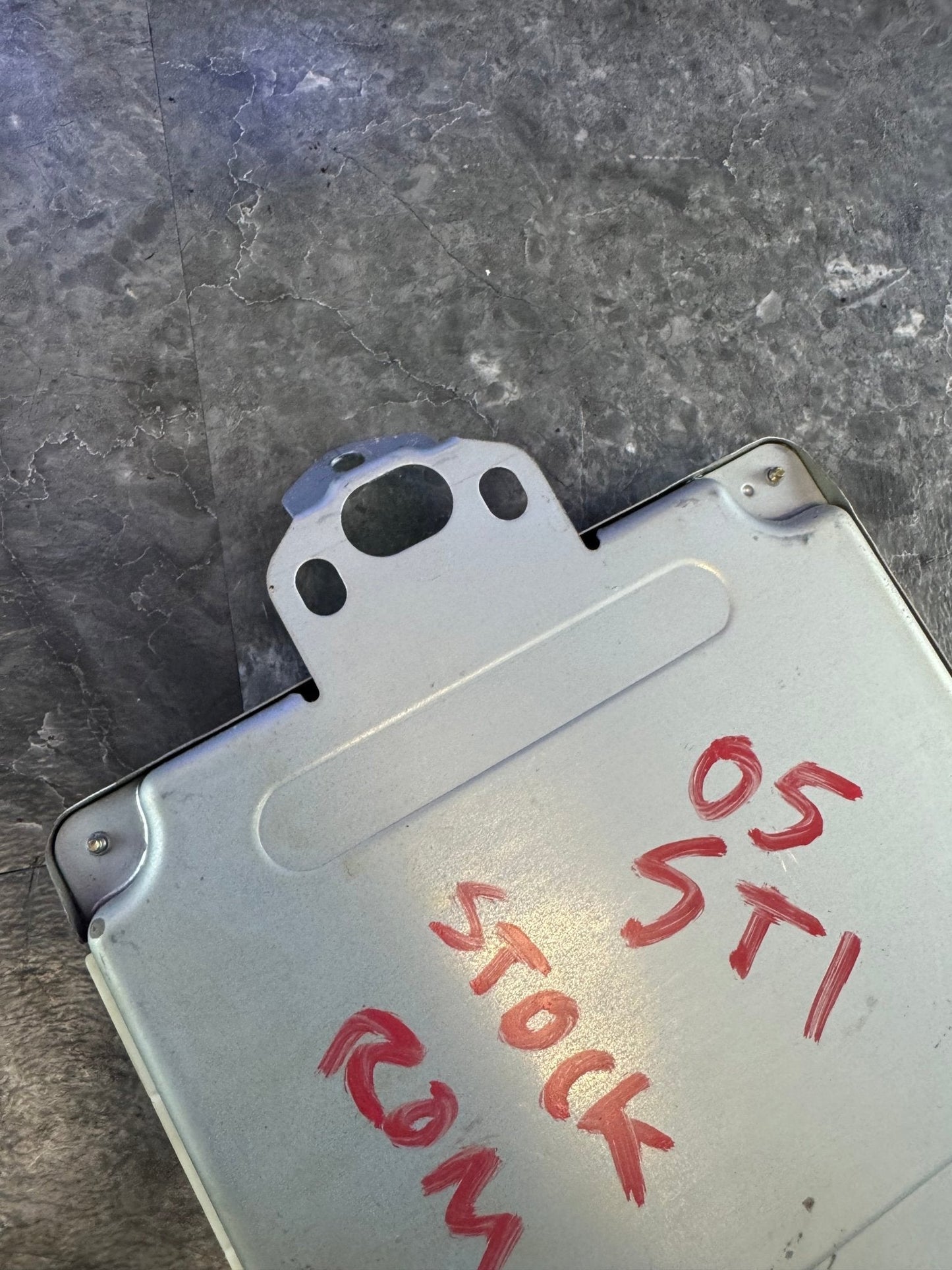 2005 Subaru Impreza WRX STi OEM ECU Engine Computer Module ECM 22611AJ930