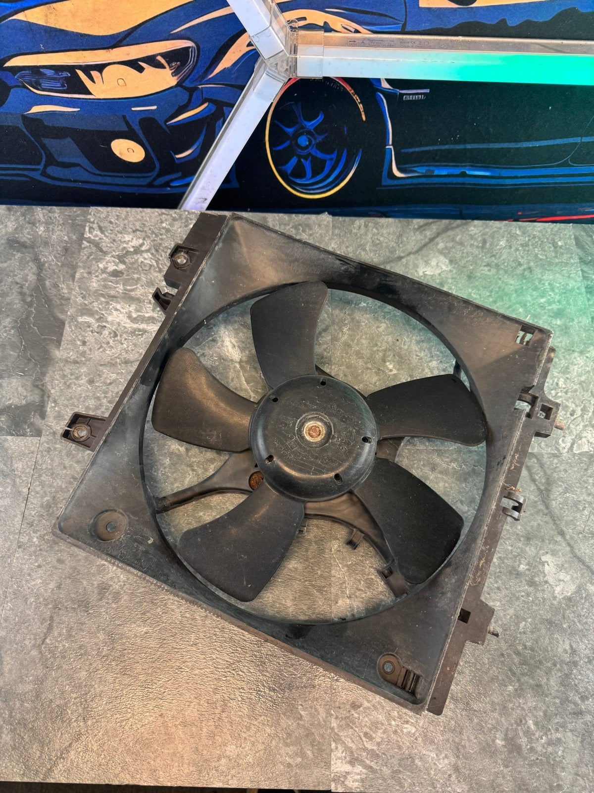 2004-2007 Subaru Impreza WRX STi OEM Left LH Radiator Cooling Fan Shroud And Fan