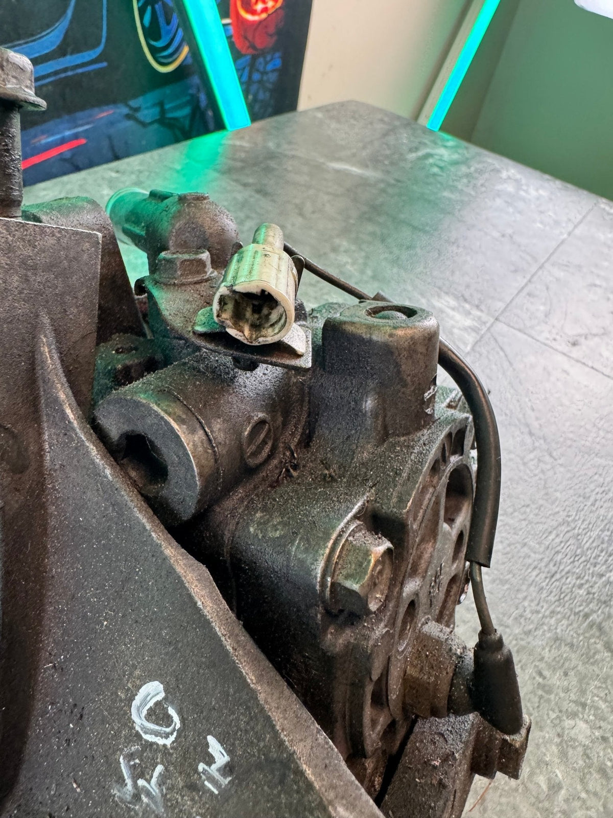 2004-2007 Subaru Impreza WRX STi OEM Power Steering Pump Mount