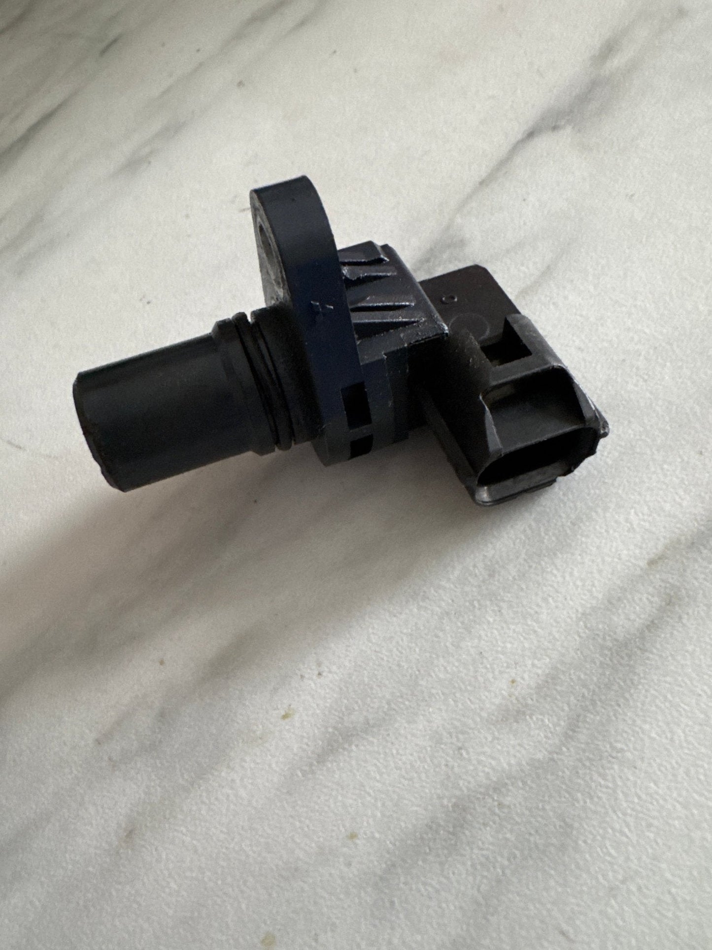 Subaru WRX STi EJ255 EJ257 OEM Camshaft Cam Position Sensor
