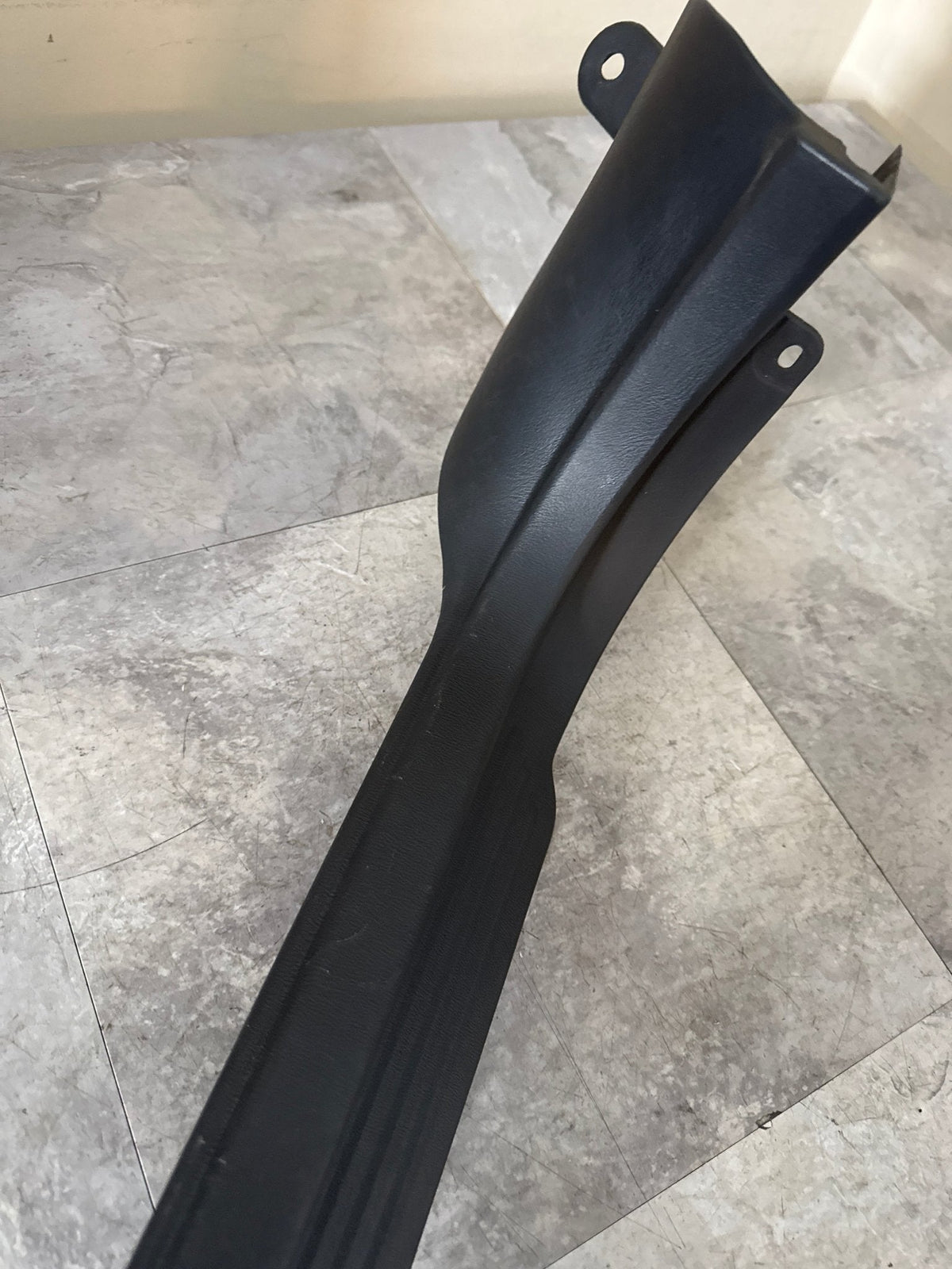 2002-2007 Subaru Impreza WRX STi OEM RH Door Sill Trim Panel Scuff (3)