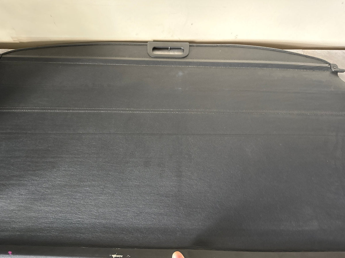 2002-2007 Subaru Impreza WRX Cargo Hatch Trunk Privacy Shade Cover Pull