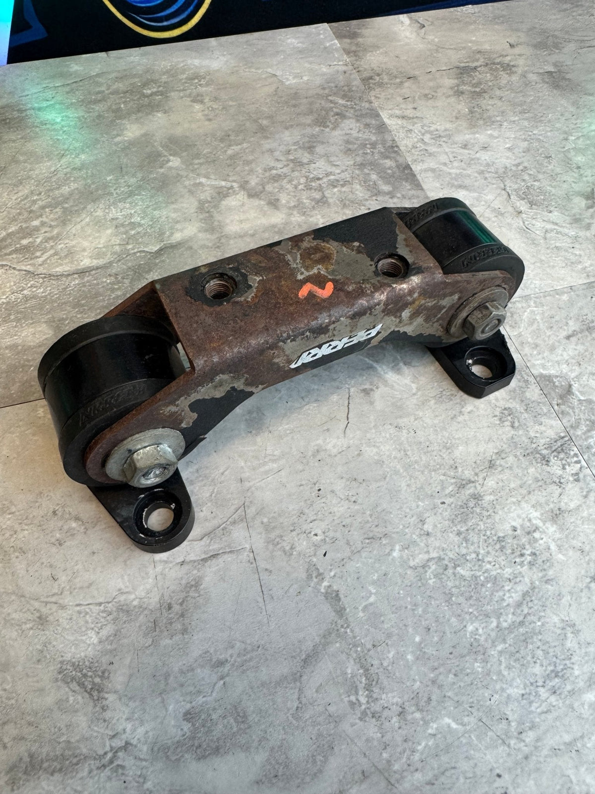 2004-2011 Subaru Perrin Transmission Mount 5mt/6mt 02+ Wrx/04+ Sti/ LGT/ FXT/ OBXT
