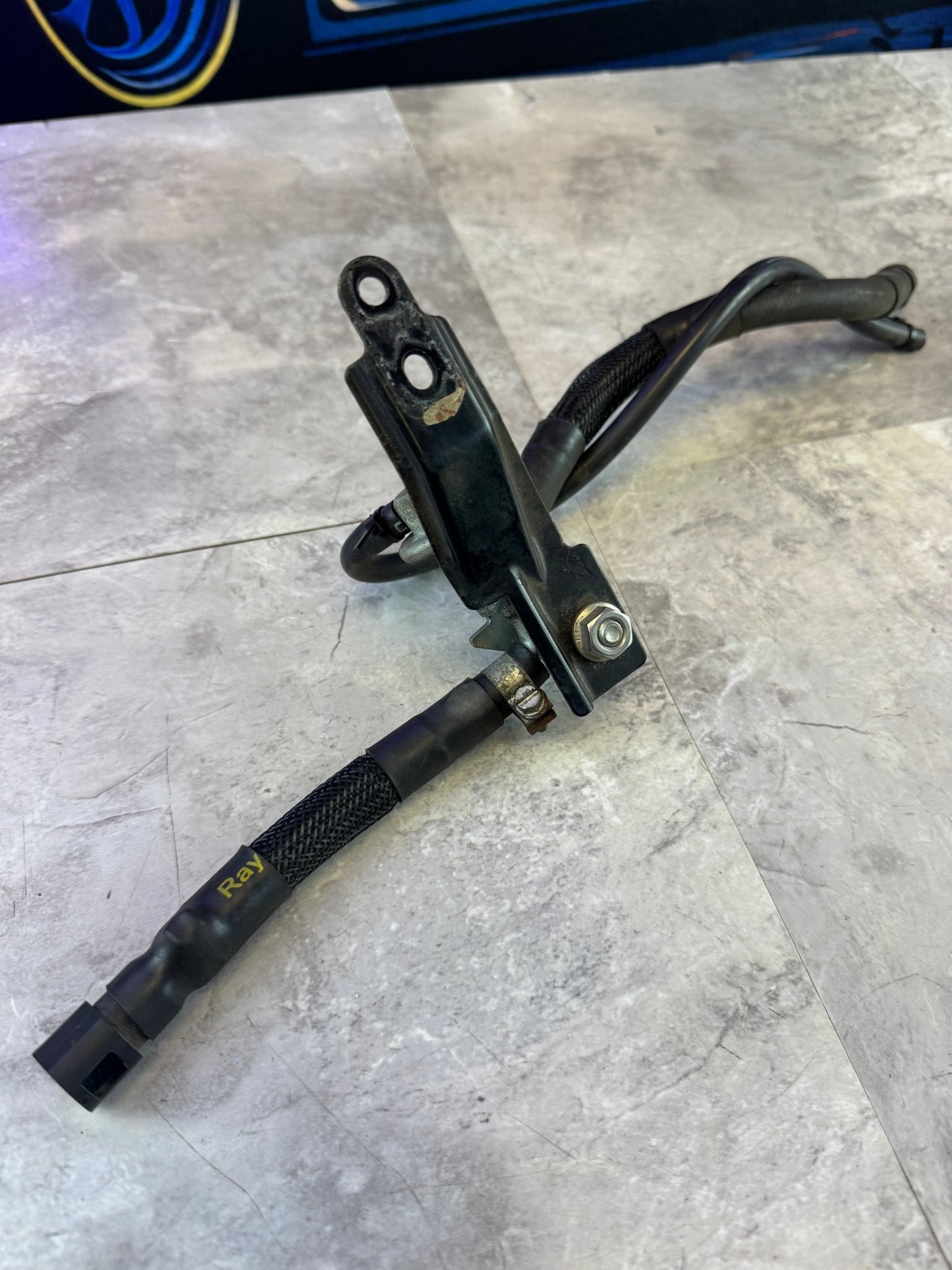 Cobb Fuel Pressure Regulator Kit For Subaru 08-21 STi With Bracket