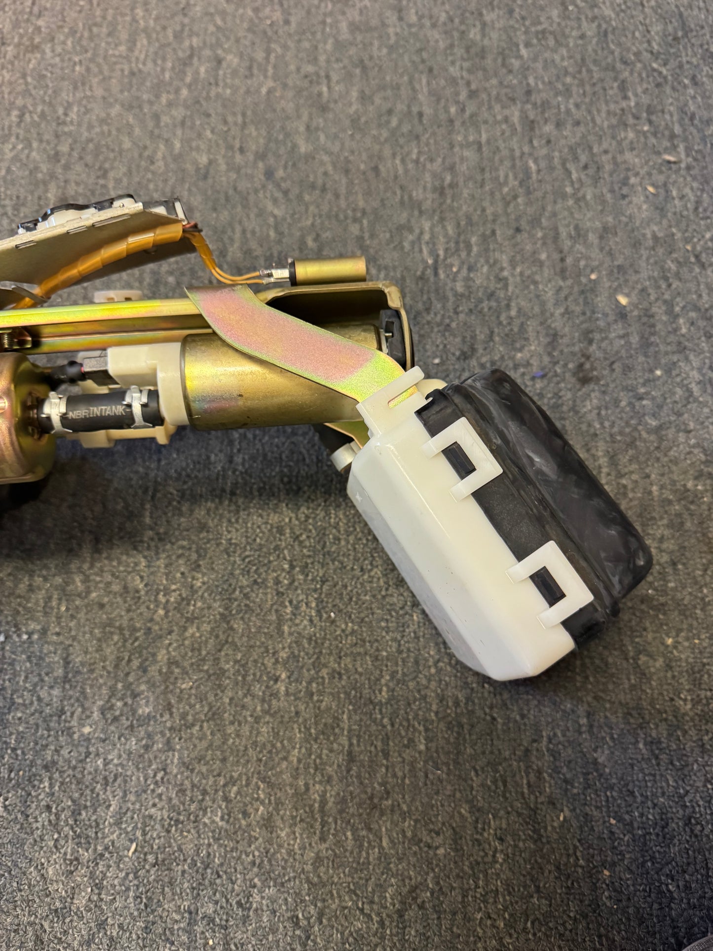 2006-2007 Subaru WRX STi OEM Fuel Hanger Sending Unit OEM Fuel Pump Factory Assembly