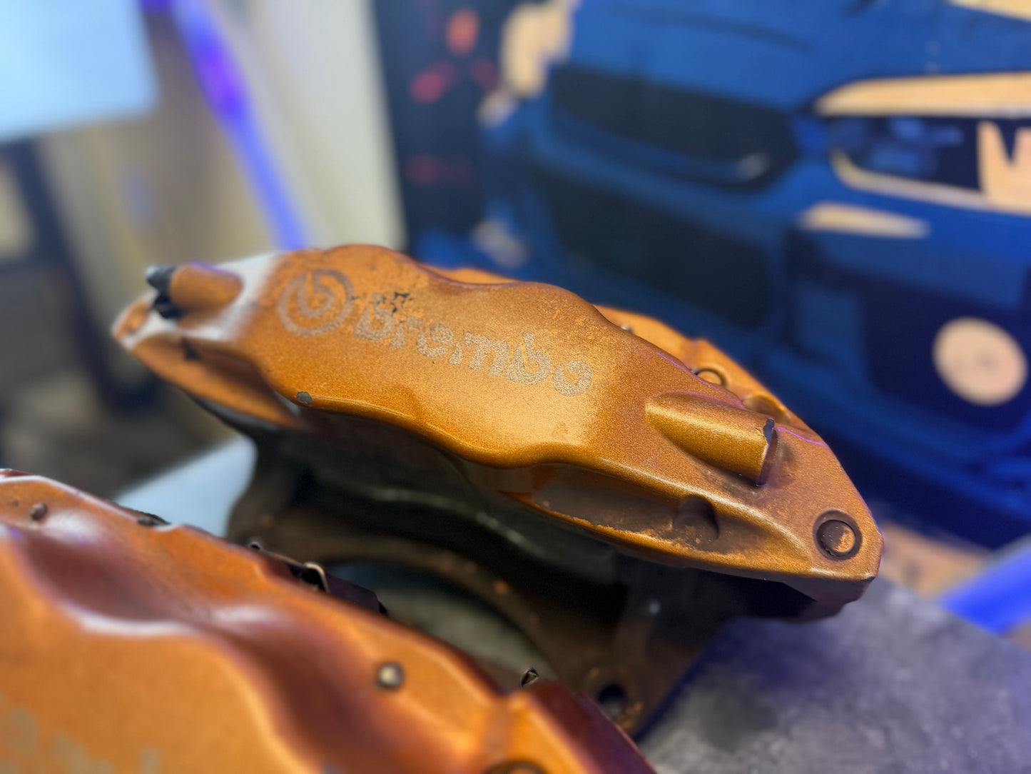 Subaru STi 2004 - 2007 STi oem authentic gold brembo brake calipers ( wrx swap ) NEED REPAIRED