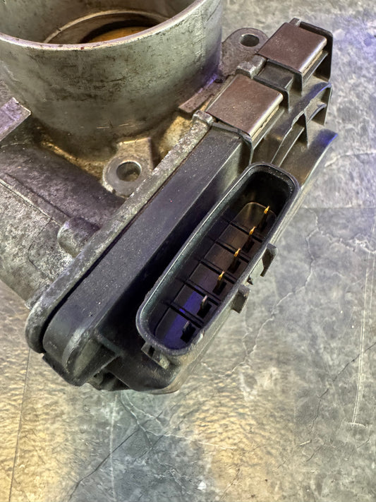 2004-2005 Subaru Impreza WRX STi OEM Throttle Body Assembly No MAP Sensor