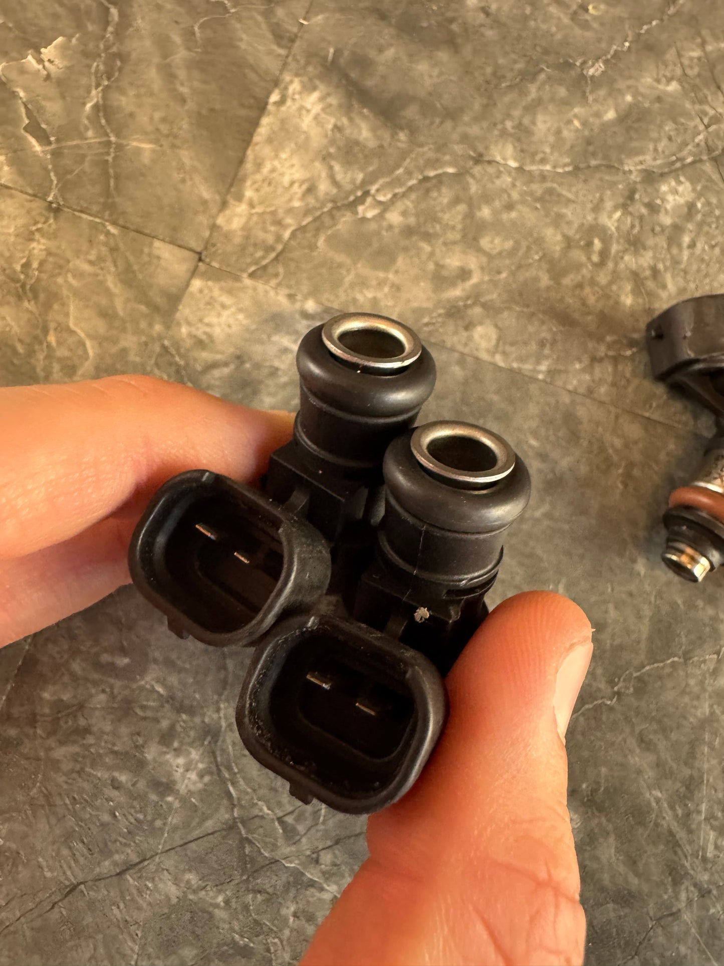 ID2000 Injector Dynamics 2000cc Injectors Set Of 4 Cleaned And Tested
