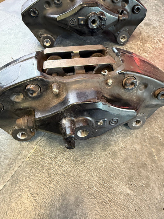 OEM Subaru STi rear brembo brakes 2008 - 2017 ( wrx swap ) legit brake calipers