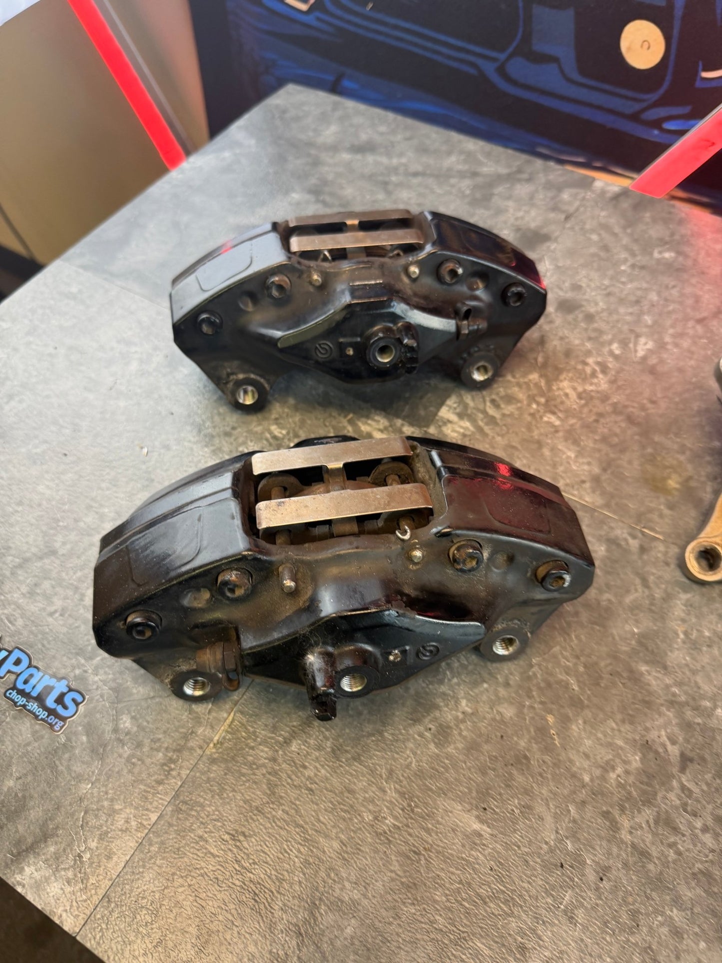 OEM Subaru STi rear brembo brakes 2008 - 2017 ( wrx swap ) legit brake calipers