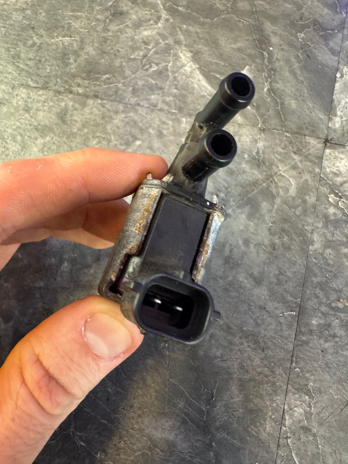 2008-2014 Subaru WRX STi OEM Purge Solenoid Evap Vapor Canister Right Passenger