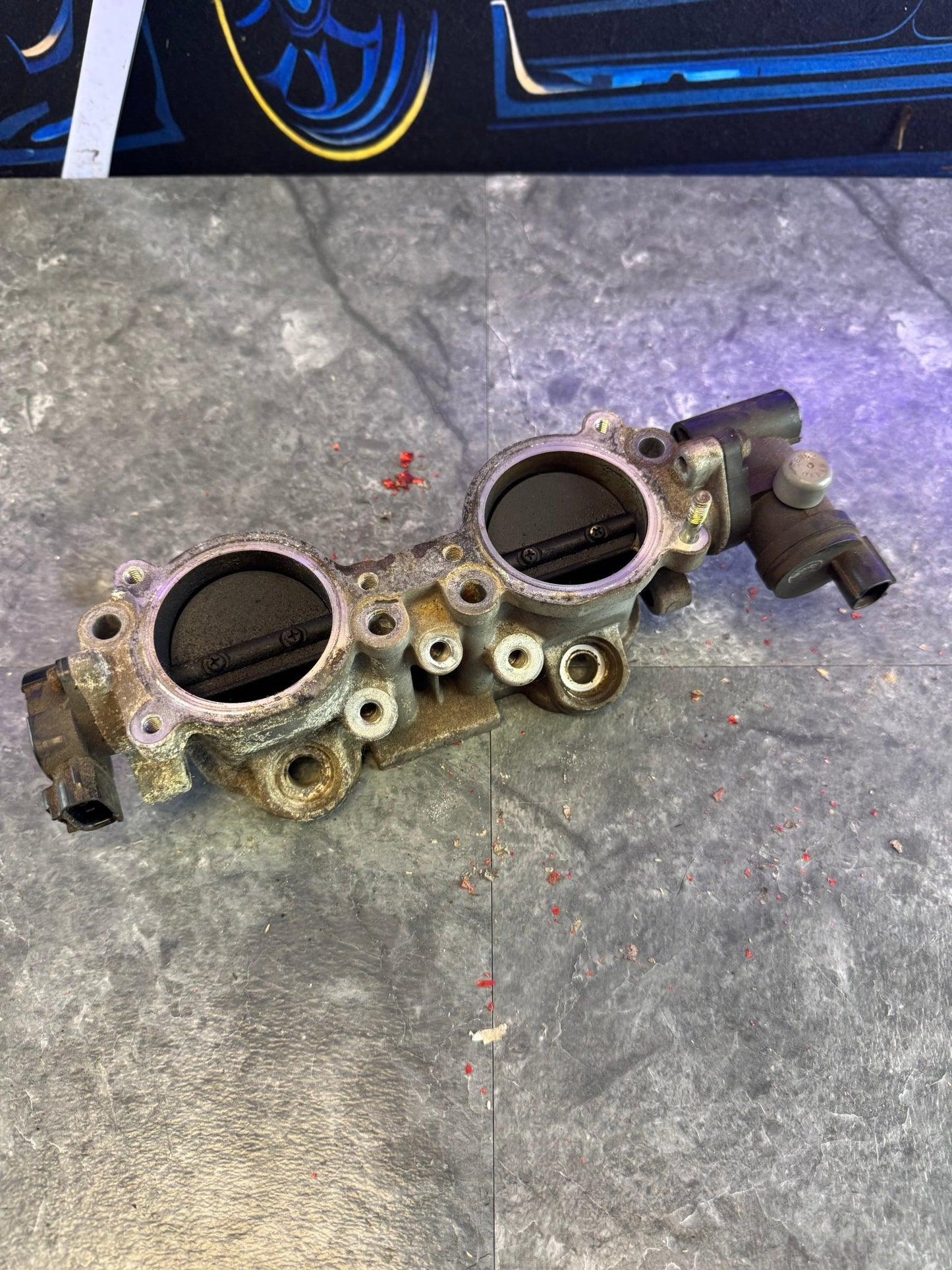 2004-2006 Subaru Impreza WRX STi OEM Engine Intake Manifold TGV Assembly Tumble Generator Valve Side Feed