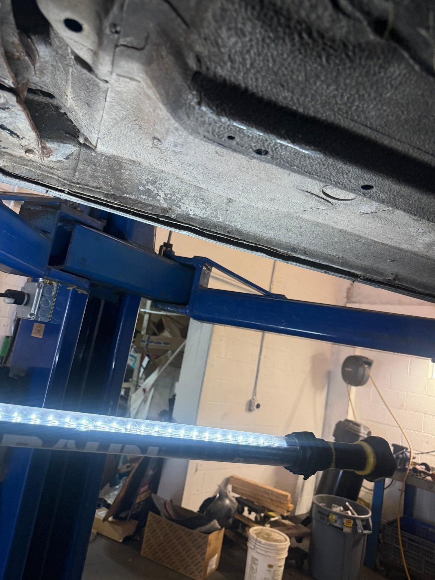 2005 Subaru wrx Sedan PSM platinum silver metallic chassis car shell project