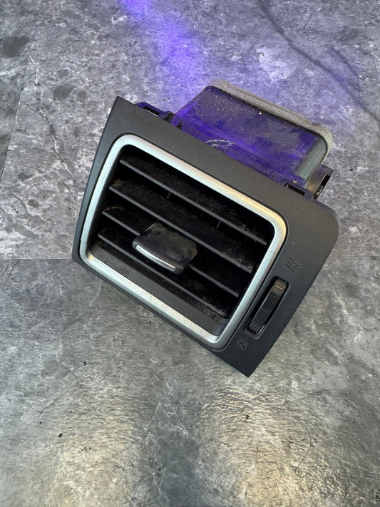2015-2021 Subaru WRX STi OEM & Passenger Vent AC Heat LH Right Side J2