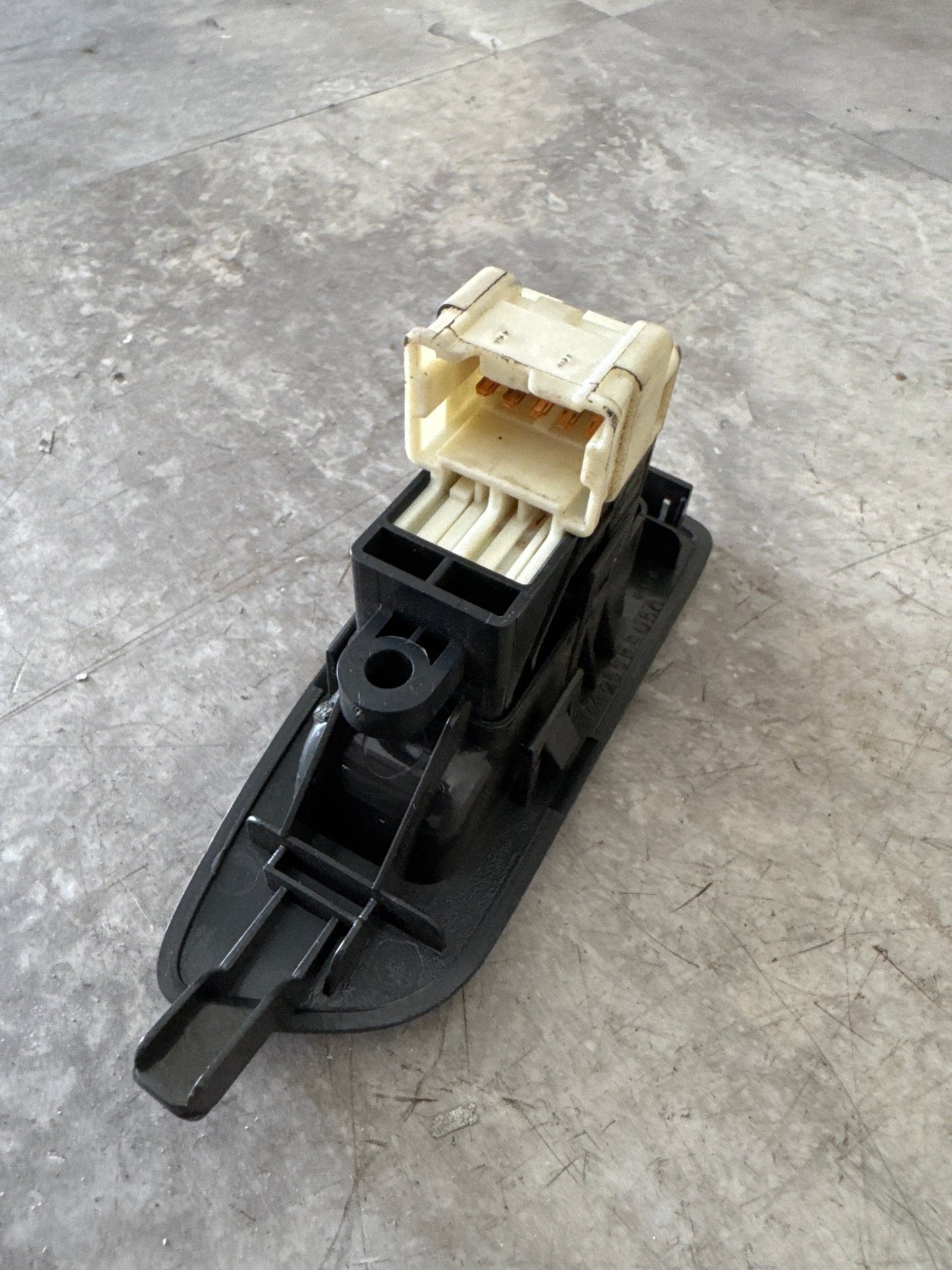 2002-2007 Subaru Impreza Rear RH OEM Passenger Side Window Switch (2) J3