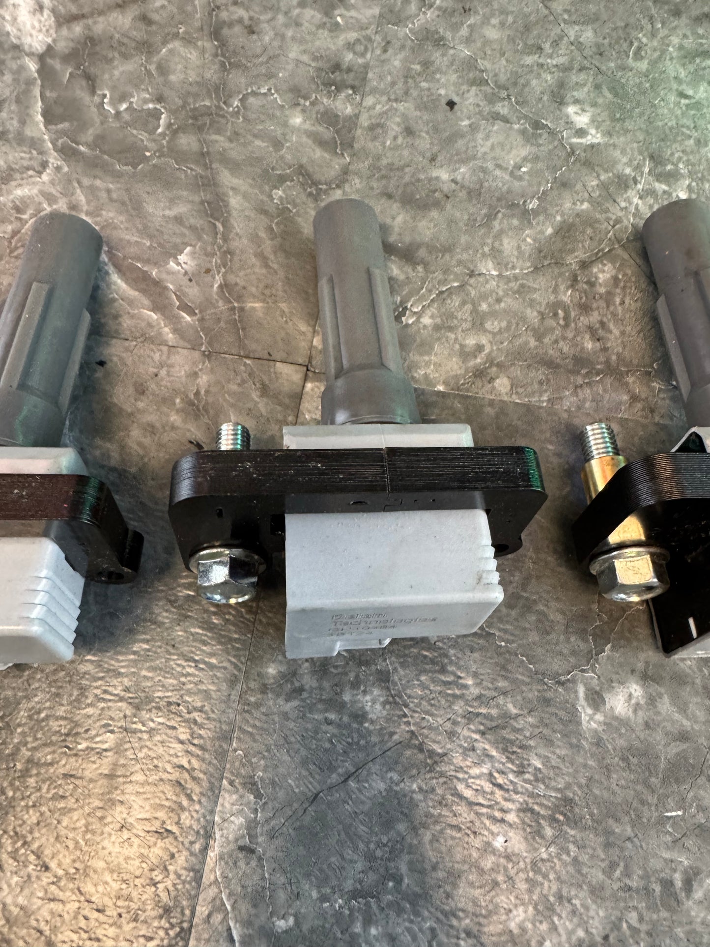 2004-2007 Subaru Impreza WRX STi OE Delphi GN10484 Ignition Coil Pack Set Of 4