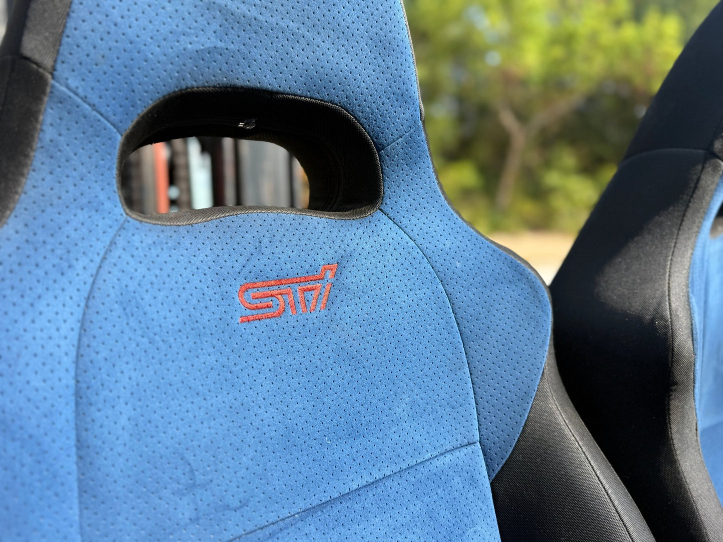 2004 Subaru STi oem alcantara blue front and rear seats 2002-2007 wrx & Impreza