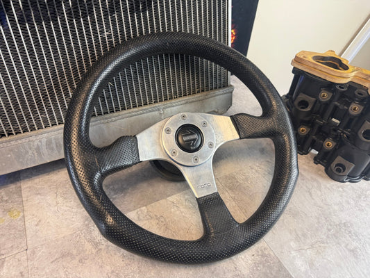 MOMO Italian Italy leather aftermarket steering wheel Subaru wrx & STi w: hub adapter 350 MM