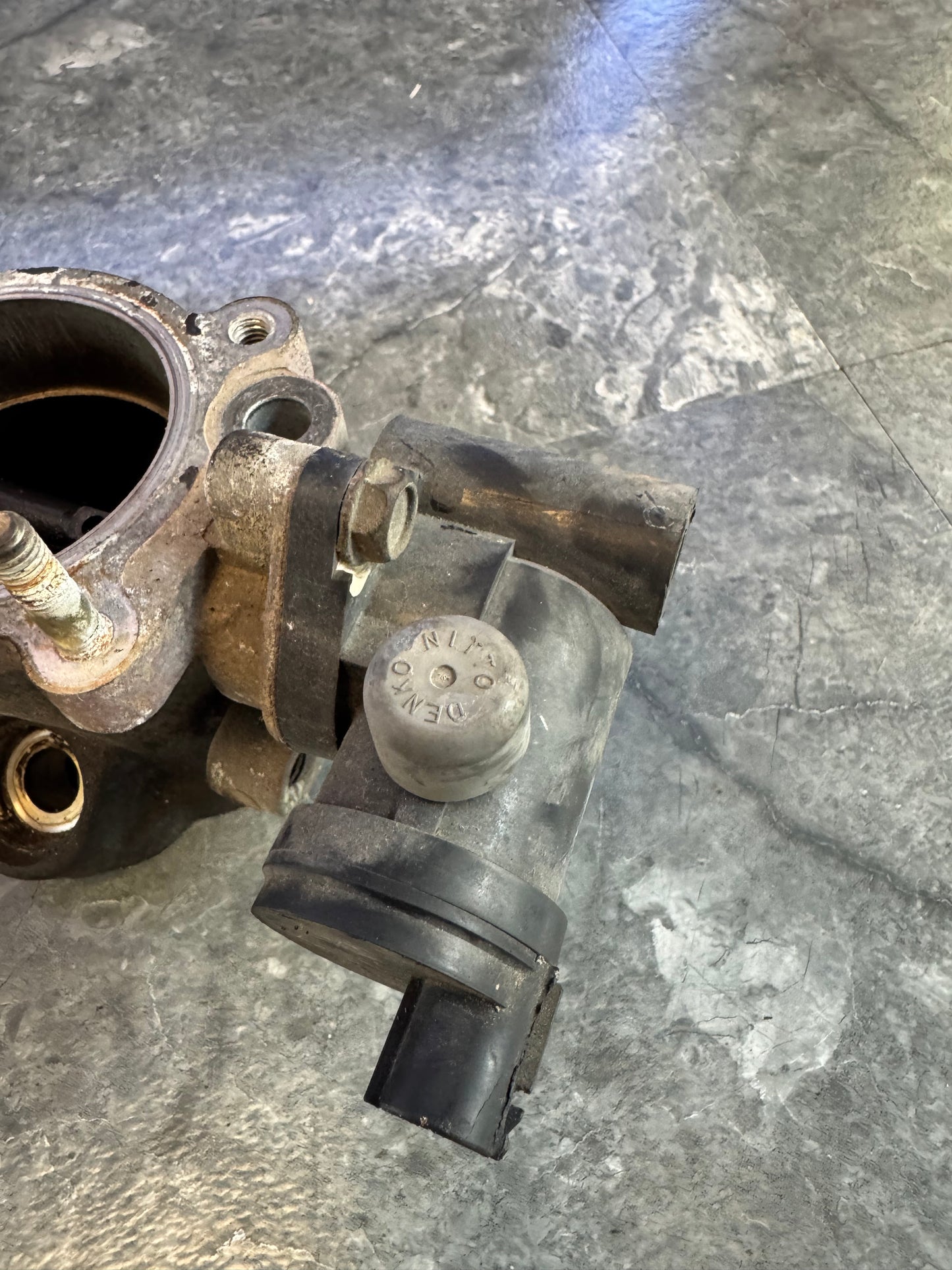 2004-2006 Subaru Impreza WRX STi OEM Engine Intake Manifold TGV Assembly Tumble Generator Valve Side Feed