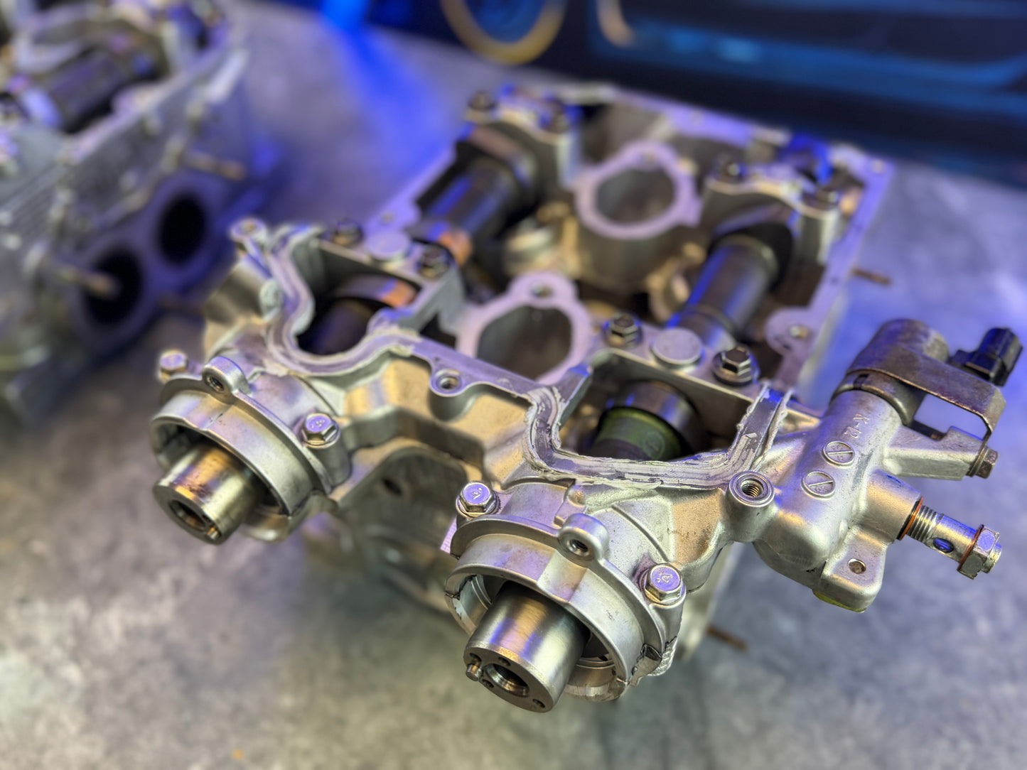 BUILT & cammed Subaru STi and wrx cylinder heads for IAG 950 14 mm drilled kelford r-199-d cams FERREA + 1 mm valves