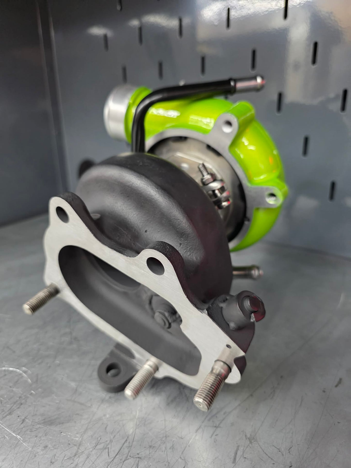 HILL COUNTRY FORCED INDUCTION Cobb tuning 20g turbo custom shocker  yellow Garrett 660 G30