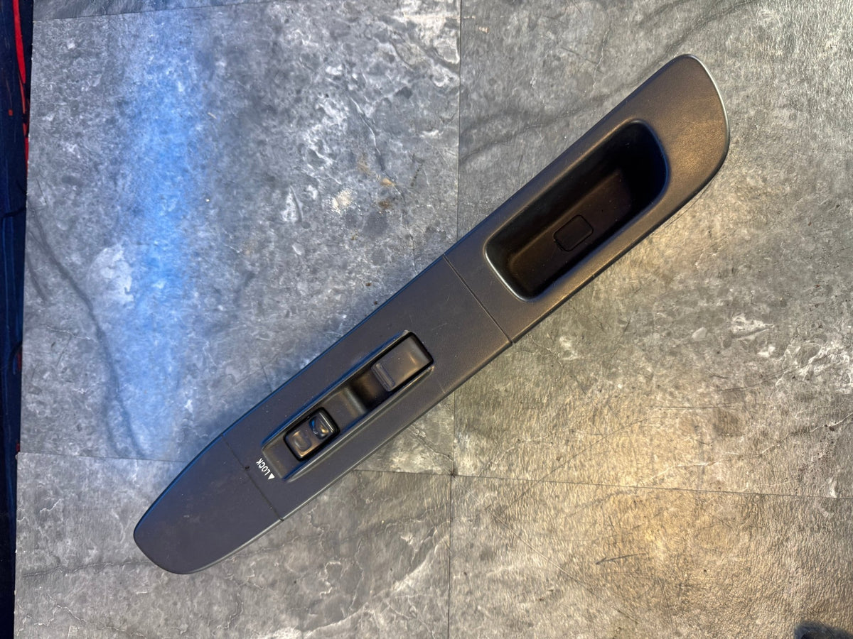 2005-2007 Subaru Impreza WRX STi OEM Front RH Passenger Window Switch w/ Trim