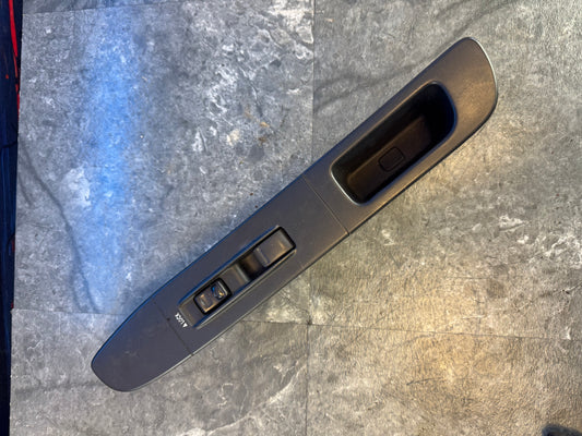 2005-2007 Subaru Impreza WRX STi OEM Front RH Passenger Window Switch w/ Trim
