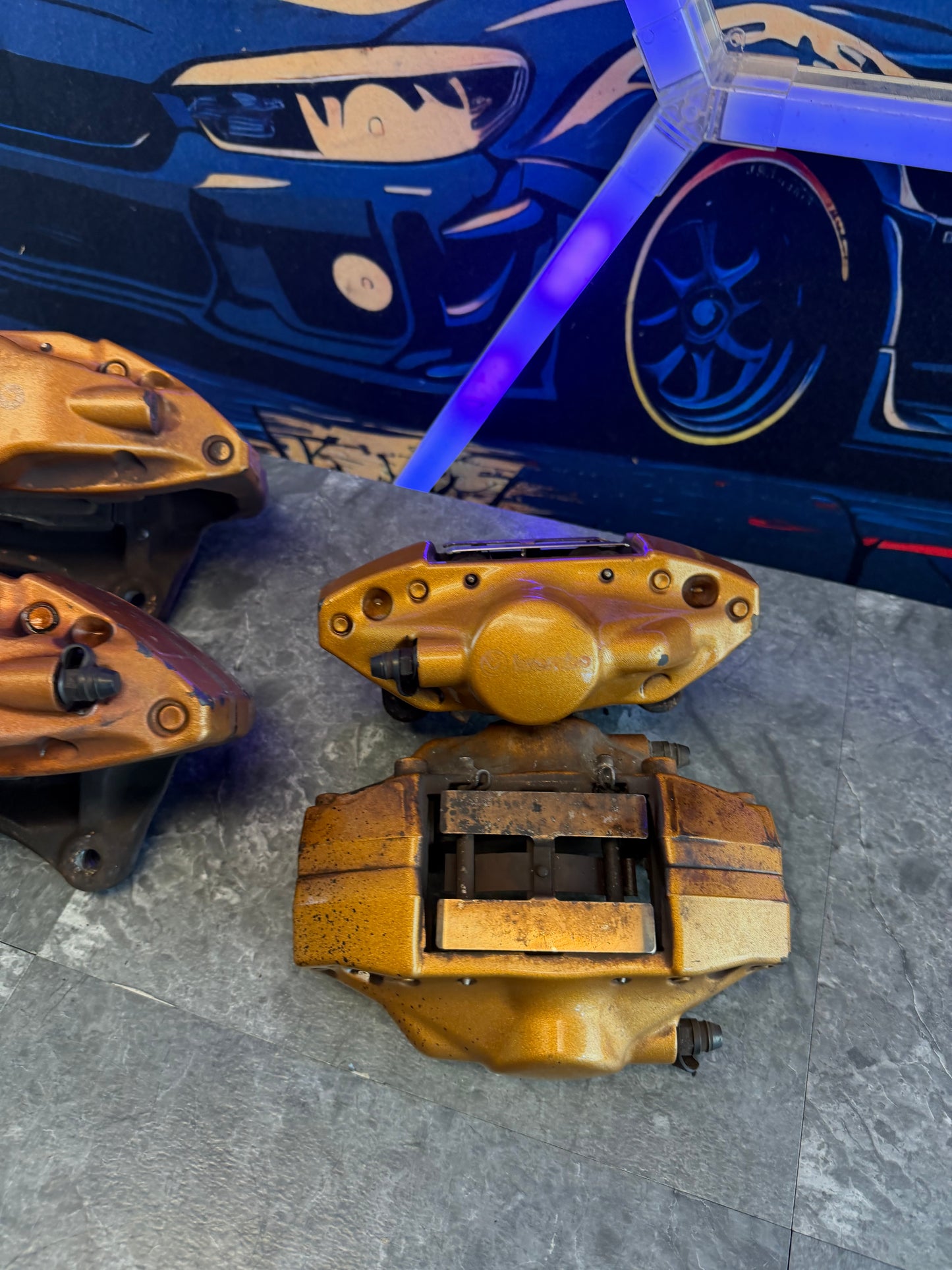 Subaru STi 2004 - 2007 STi oem authentic gold brembo brake calipers ( wrx swap ) NEED REPAIRED