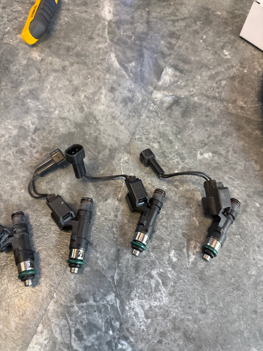ID 1000 CC top feed injectors Subaru STi & wrx Cobb tuning INJECTOR DYNAMICS