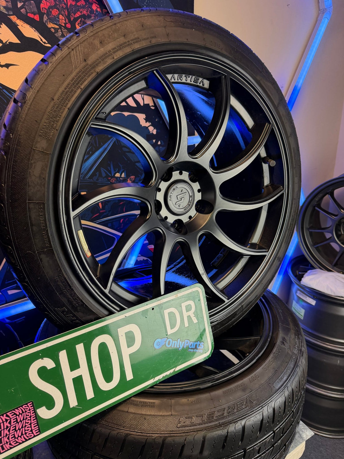 ARTISA “ night deco “ directional forged 5x114 18x8.5 + 53 Subaru STi
