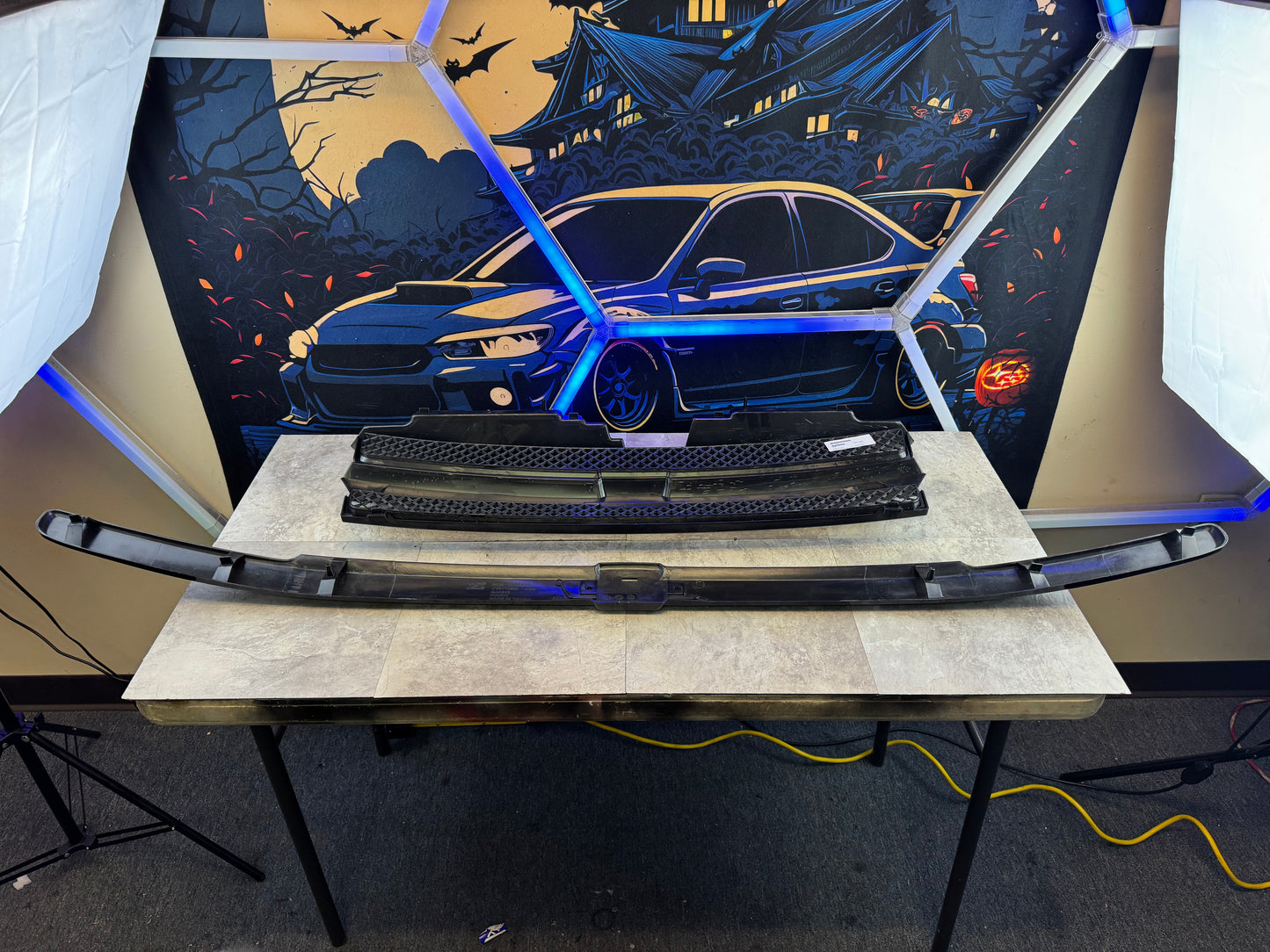 2002-2009 Chevrolet Trailblazer Aftermarket Front Grille Assembly Kit (Strut Wall)